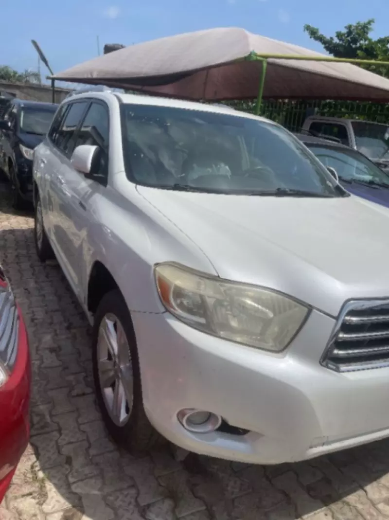 Toyota Highlander   - 2008