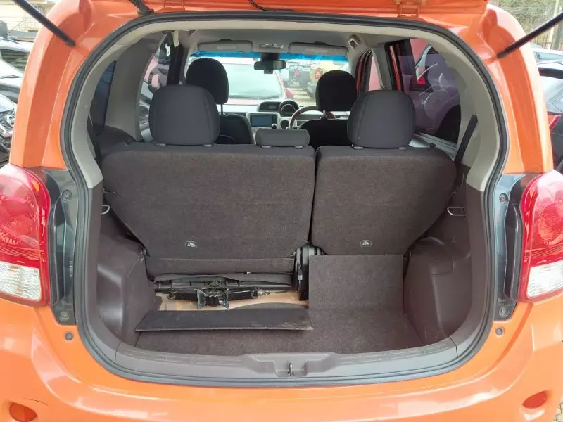 TOYOTA Porte   - 2017