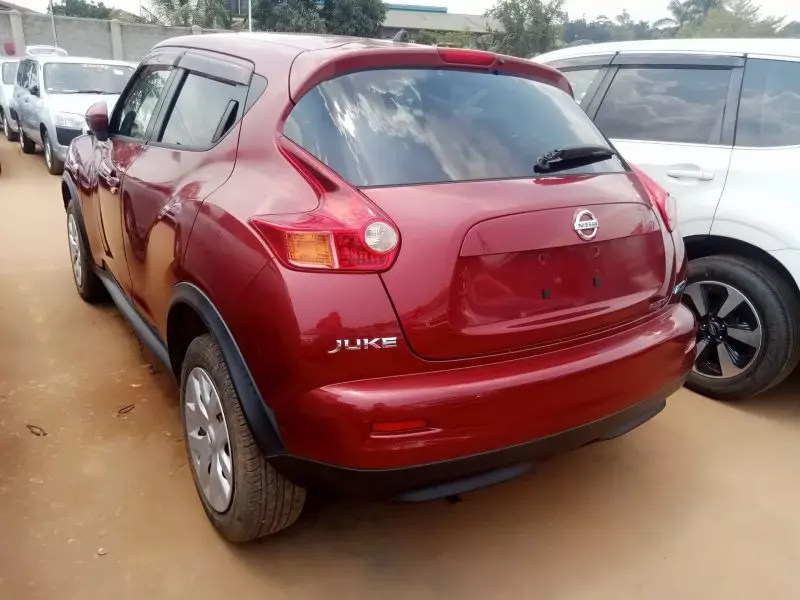 Nissan Juke   - 2012