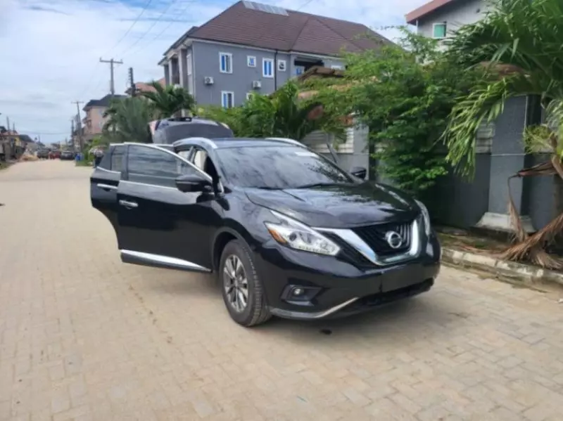 Nissan Murano   - 2015