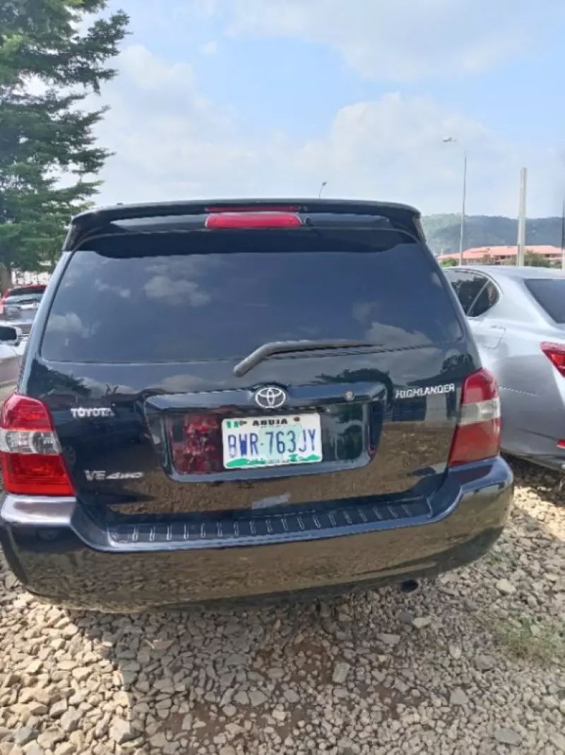 Toyota Highlander   - 2004