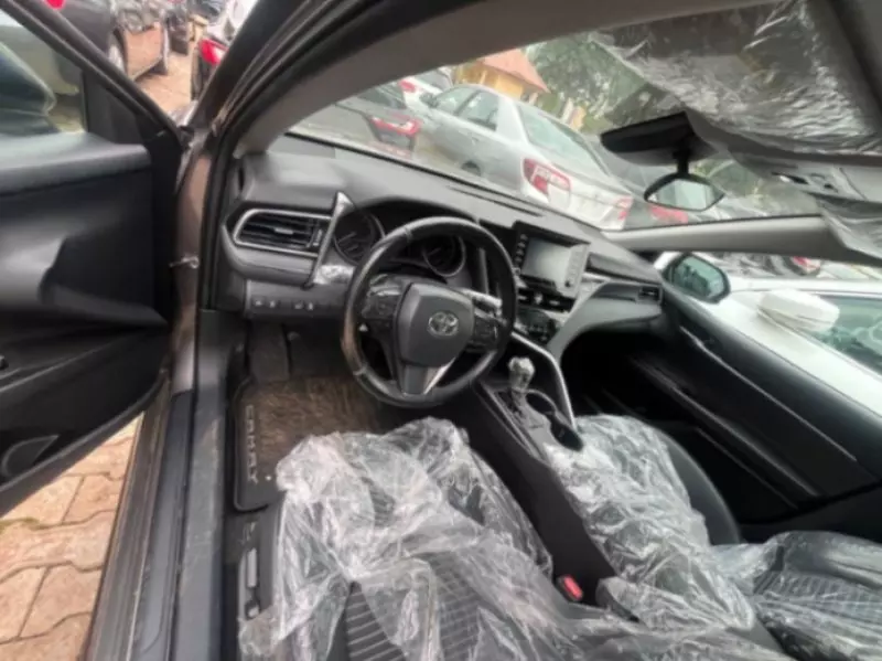 TOYOTA Camry   - 2021