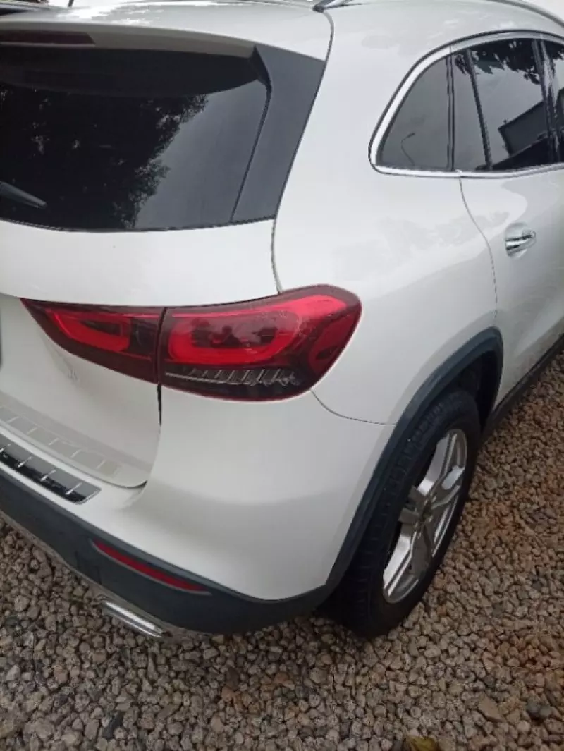 Mercedes-Benz GLA 250   - 2021