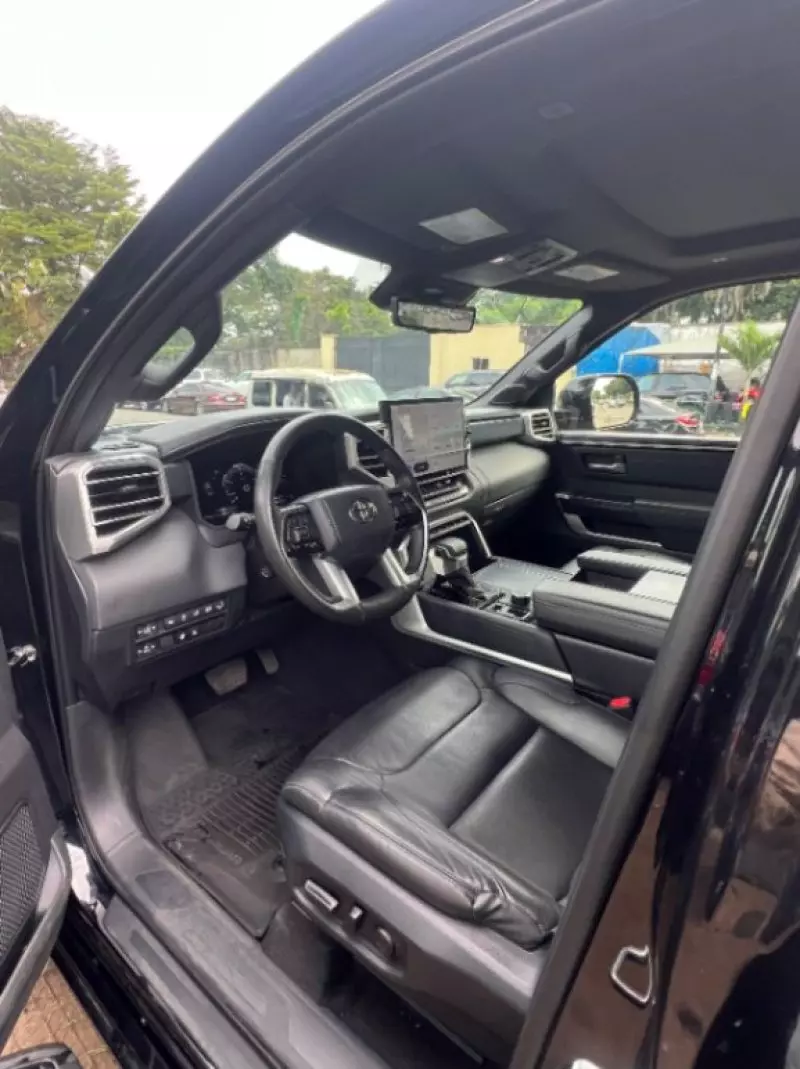 Toyota Tundra   - 2025