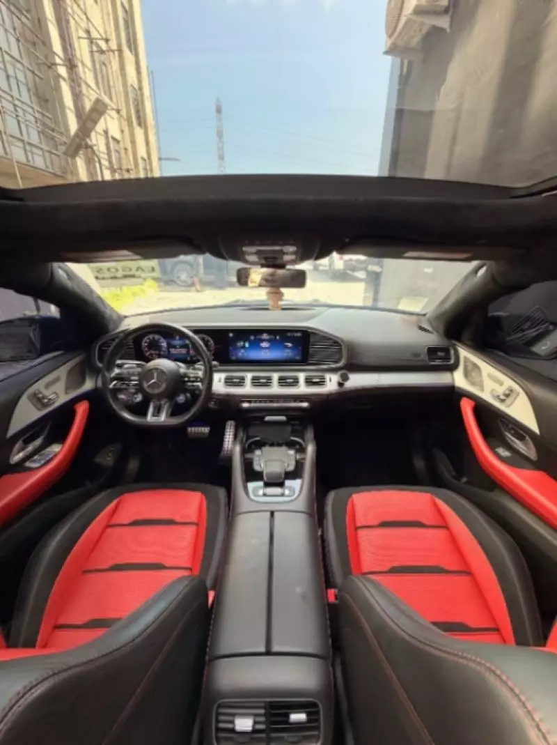Mercedes-Benz GLE-Class   - 2024