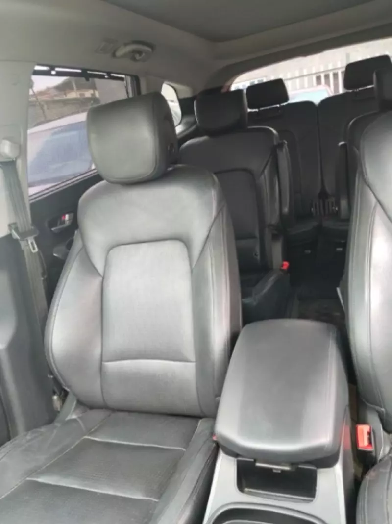 Hyundai Santa Fe   - 2014