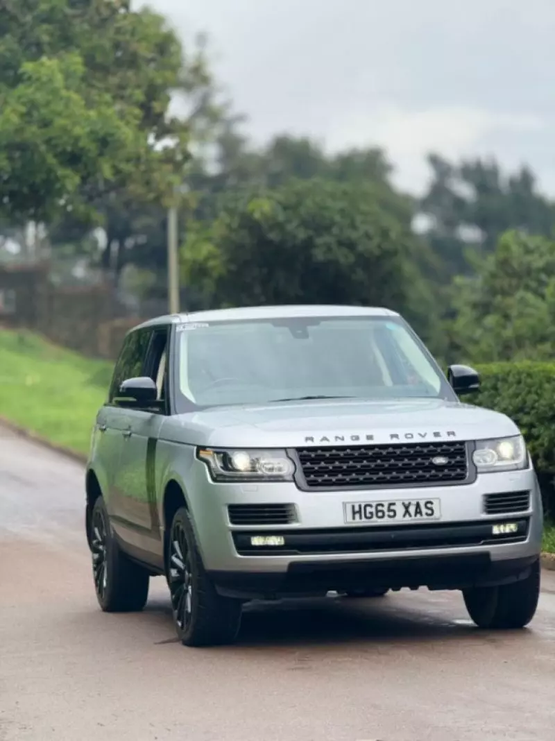 Land Rover Range Rover Vogue   - 2016