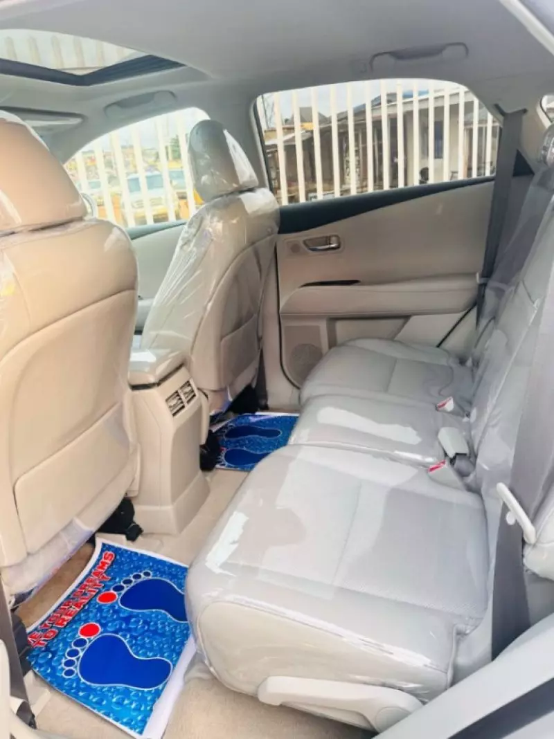 Lexus RX 350   - 2010