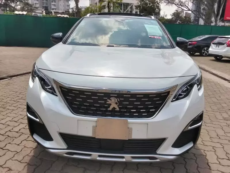 Peugeot 5008   - 2018