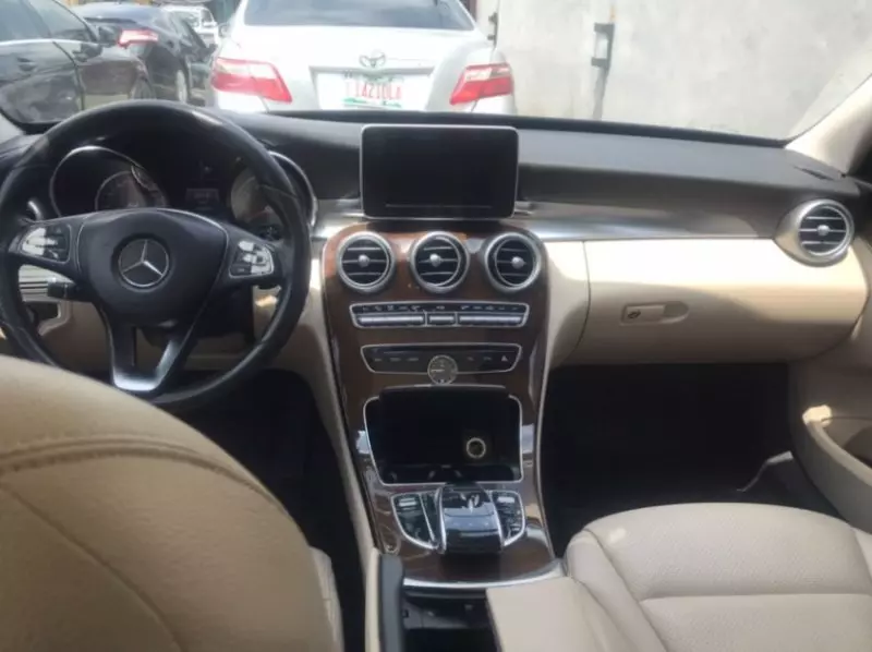 Mercedes-Benz C-class - 2015