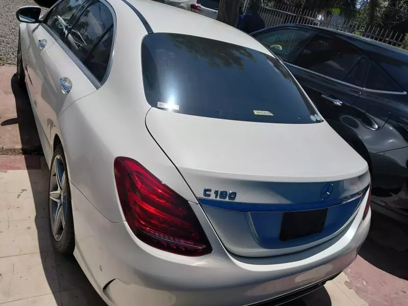 Mercedes-Benz C 180 - 2016