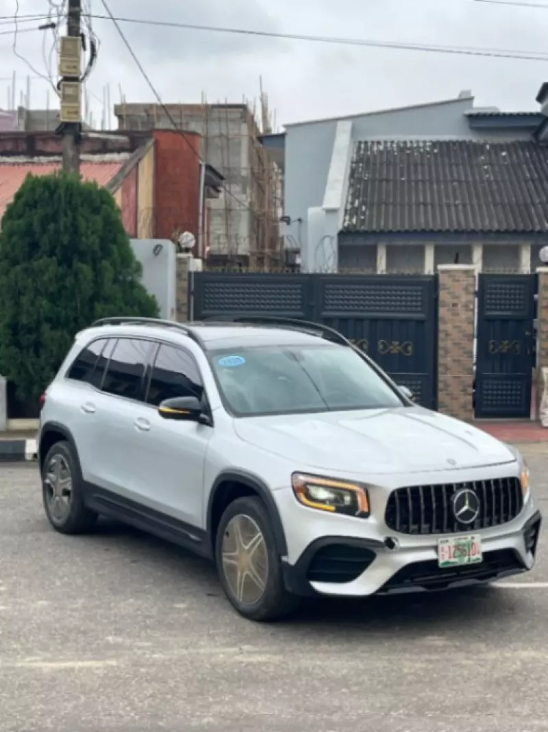Mercedes-Benz GLB 250   - 2020