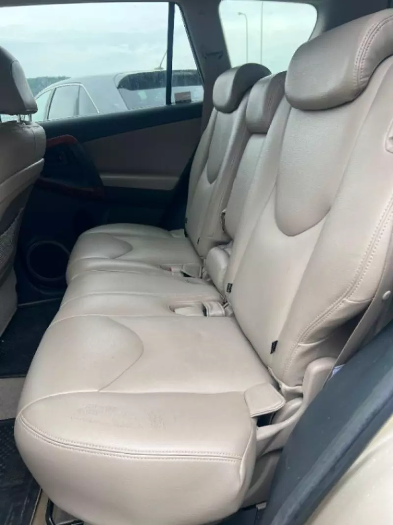TOYOTA Rav4   - 2008