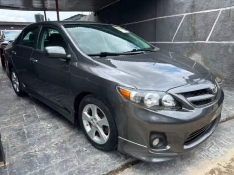 TOYOTA corolla   - 2012