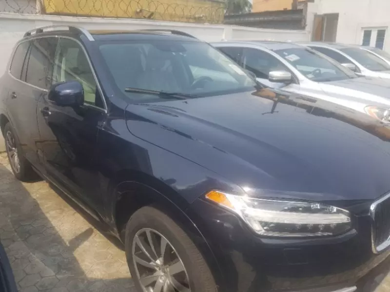 Volvo XC90   - 2016