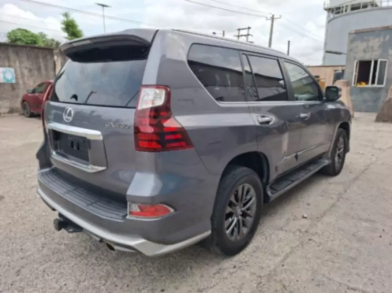 Lexus GX   - 2019