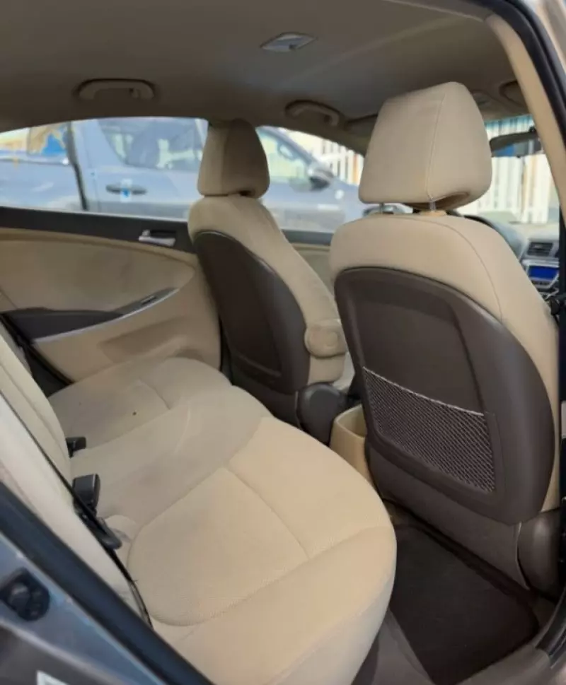 Hyundai Accent - 2014