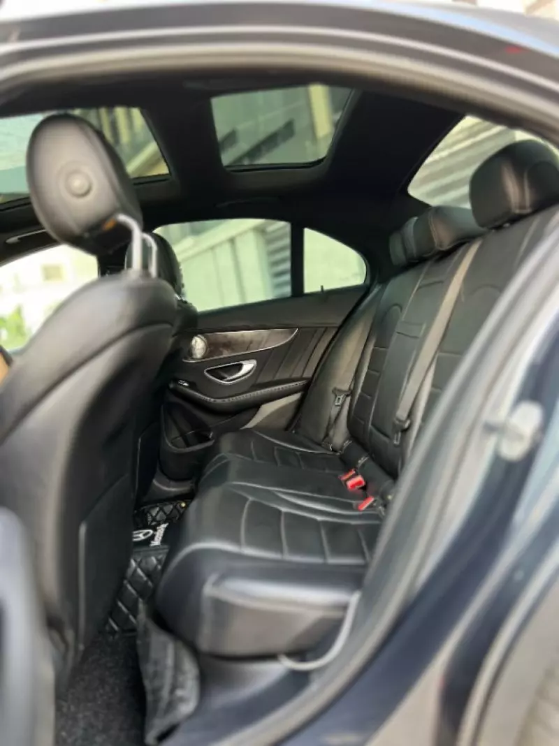 Mercedes-Benz C 300 - 2015