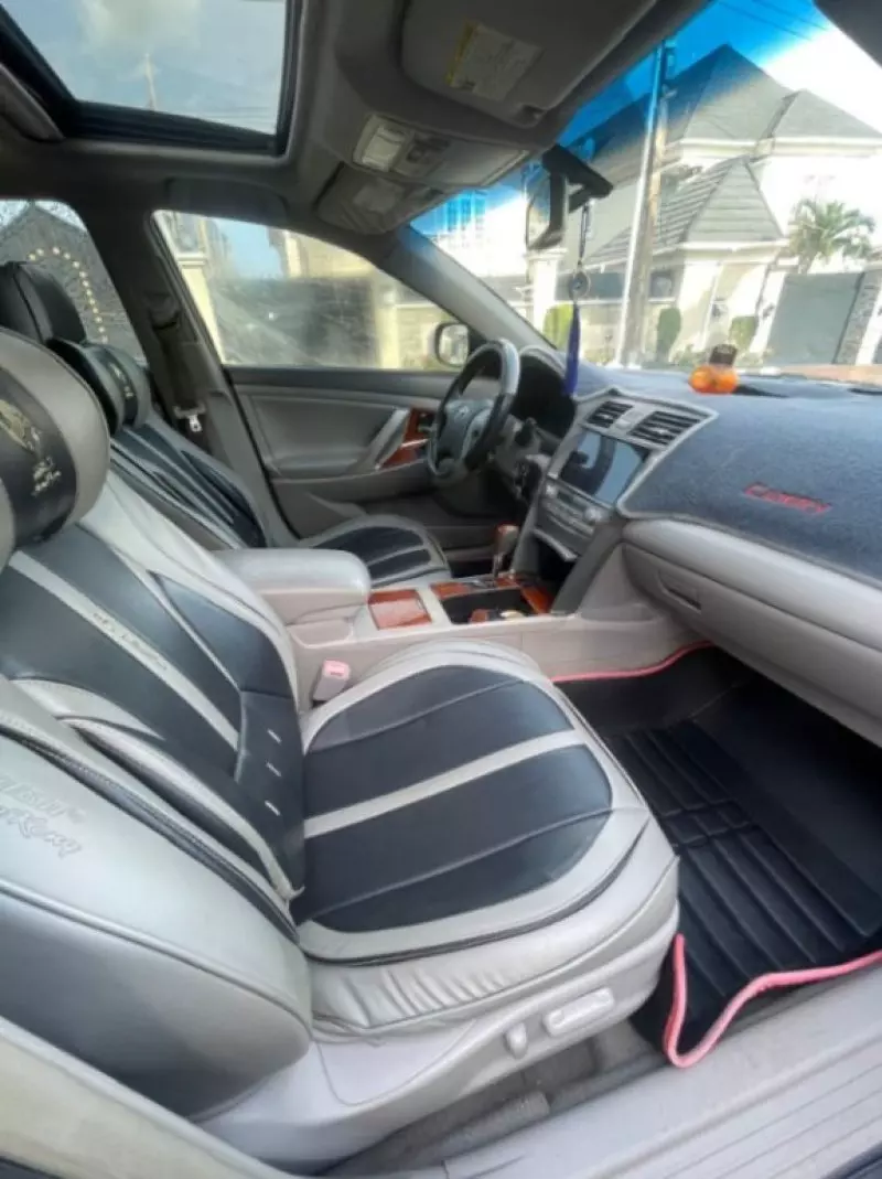 TOYOTA Camry   - 2011