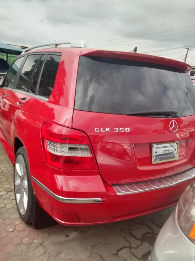 Mercedes-Benz GLK 350   - 2010