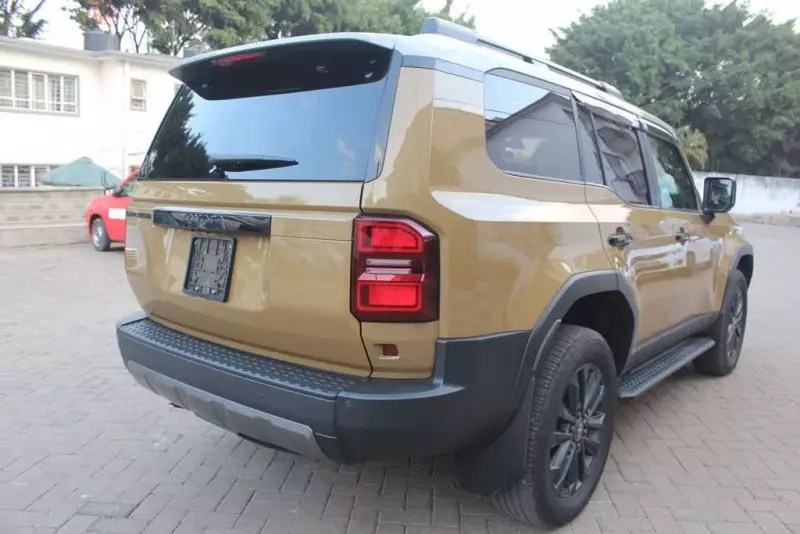 TOYOTA Landcruiser ZX   - 2024