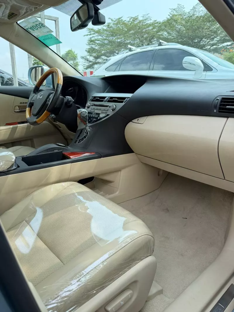 Lexus RX 350 - 2011