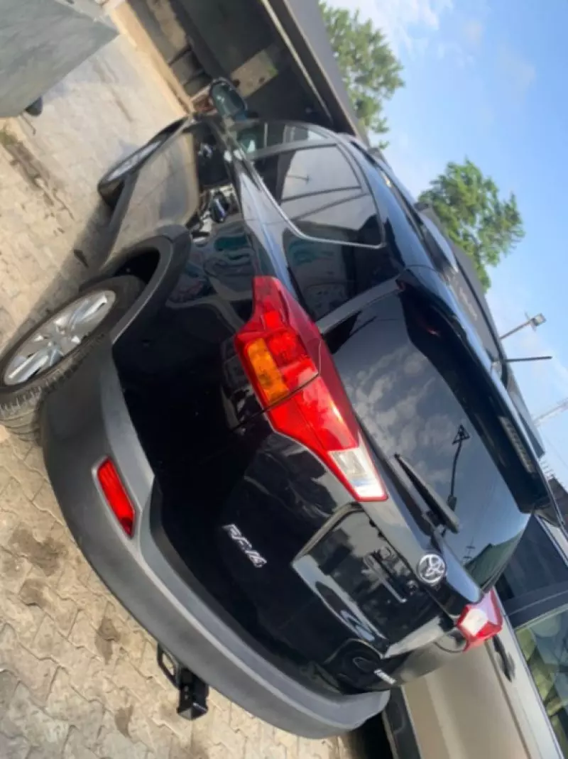 Toyota RAV 4   - 2014