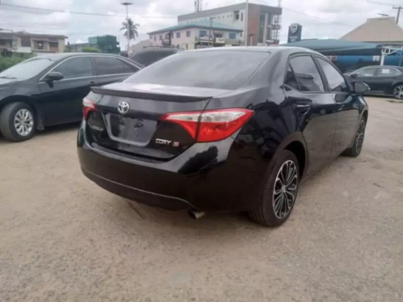 TOYOTA Corolla   - 2014