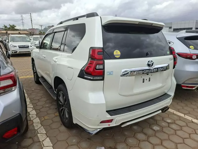 Toyota Landcruiser Prado - 2019
