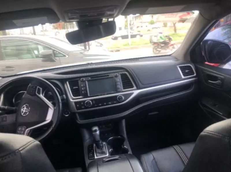 TOYOTA Highlander   - 2018