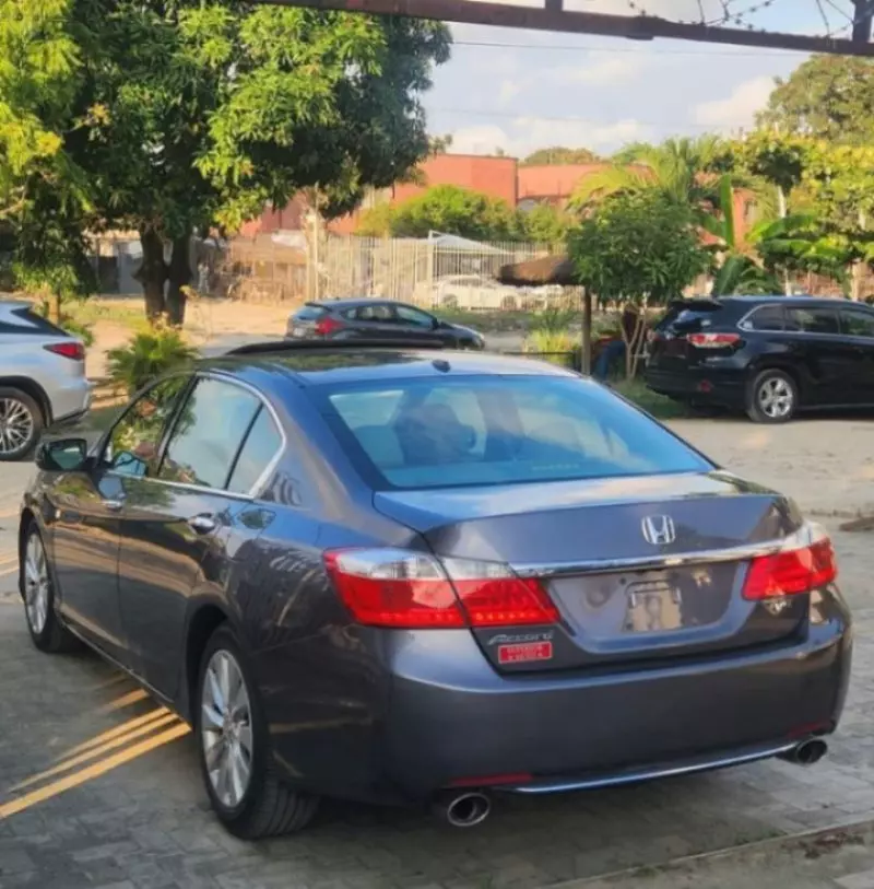 Honda Accord   - 2013
