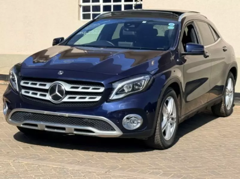 Mercedes-Benz GLA 180   - 2018