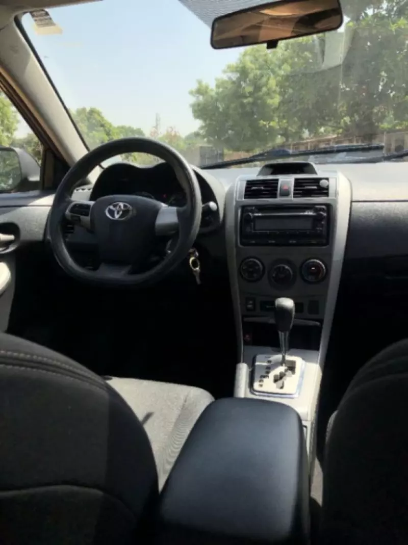Toyota Corolla   - 2012