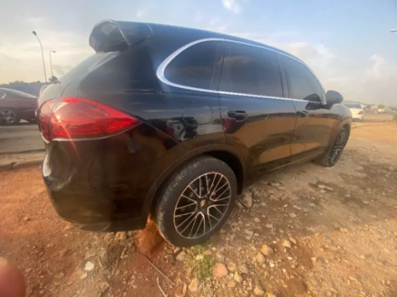 PORSCHE Cayenne   - 2010