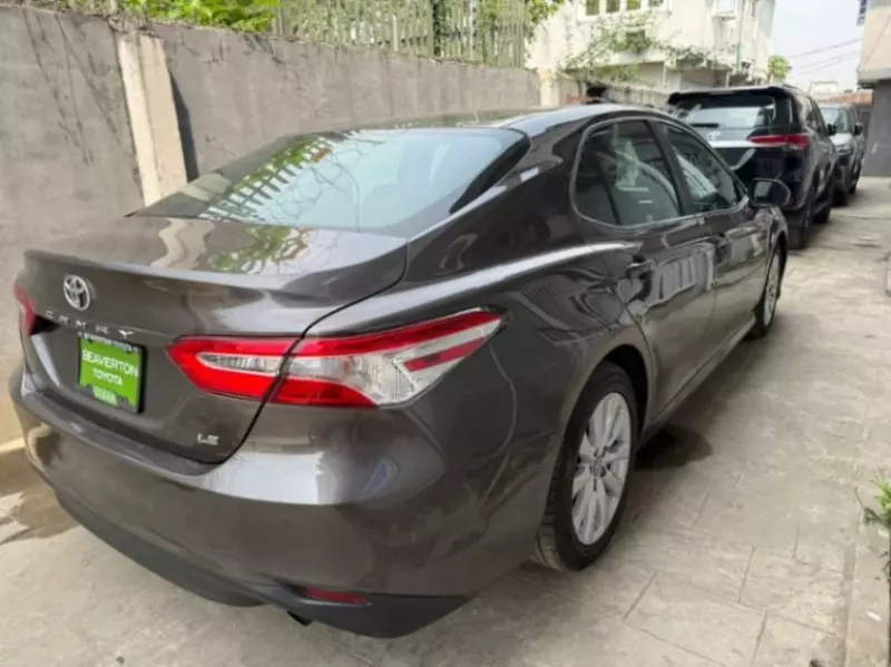 TOYOTA Camry   - 2018
