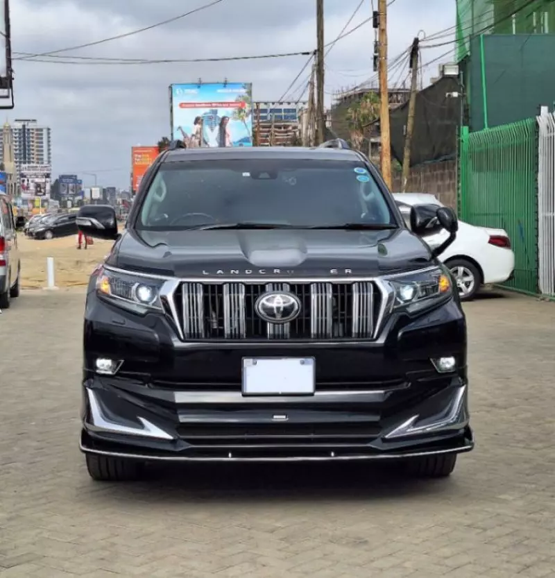 Toyota Land Cruiser   - 2019