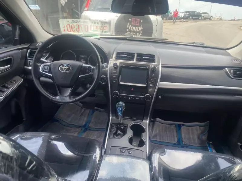 TOYOTA Camry   - 2015