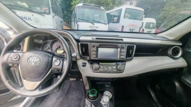 Toyota RAV4   - 2014