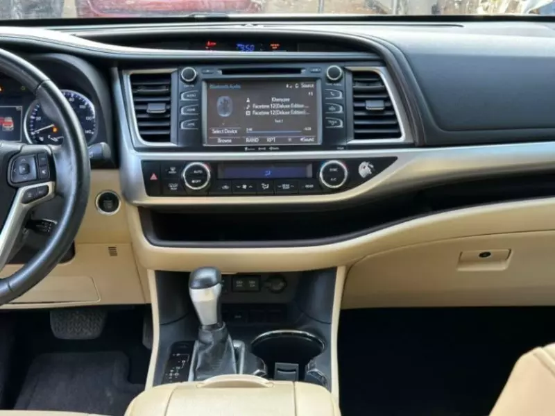 Toyota Highlander - 2017