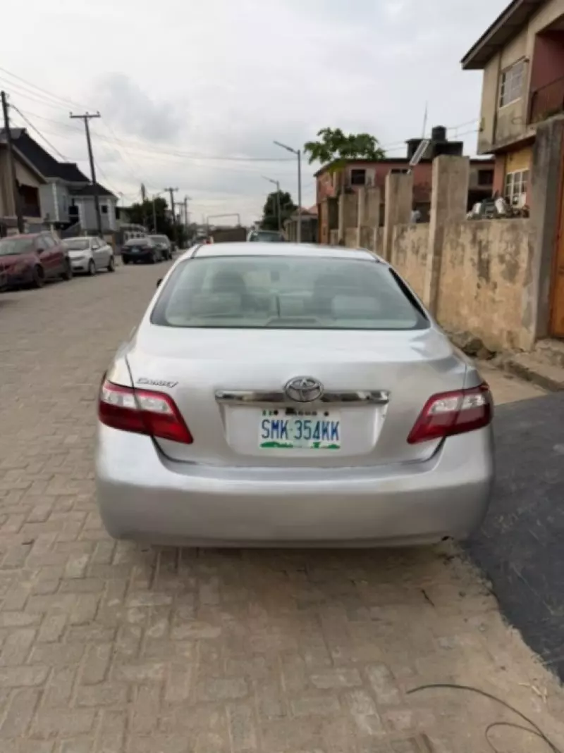 TOYOTA Camry - 2007