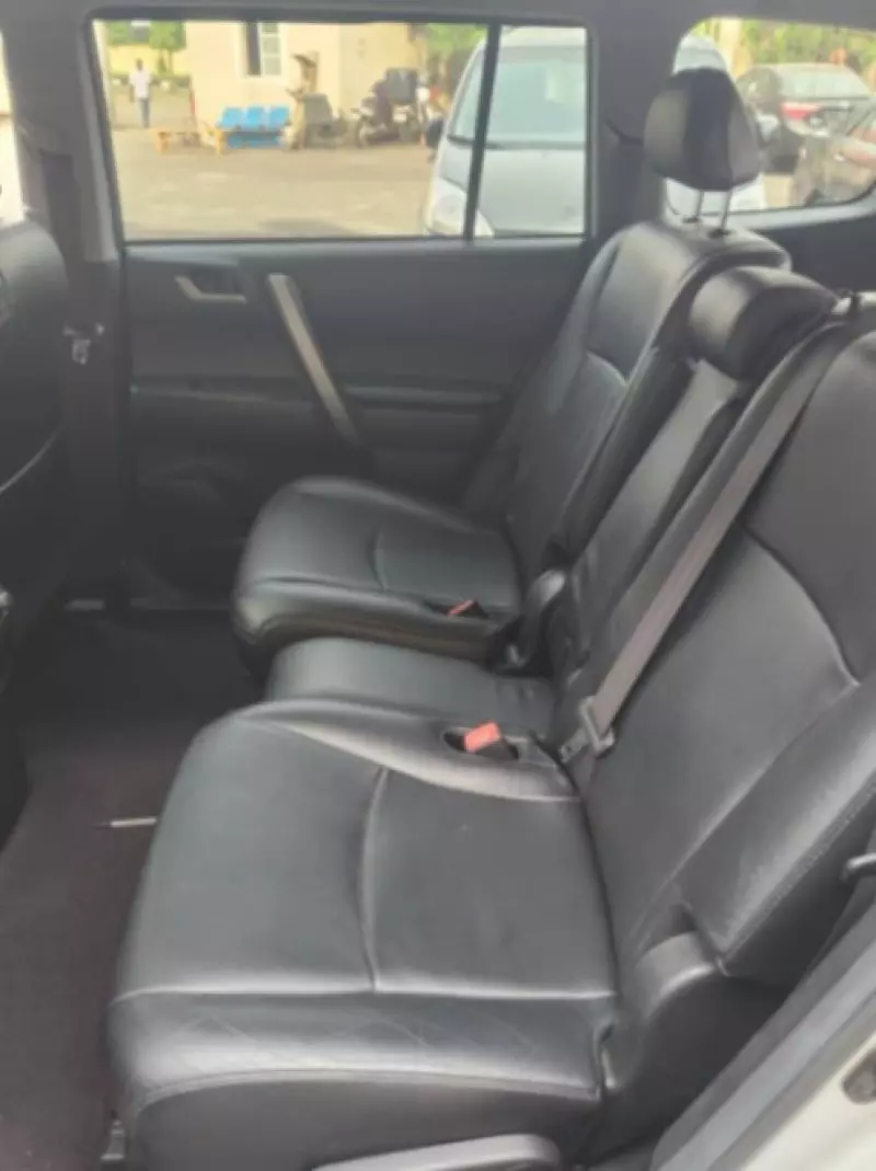 Toyota Highlander - 2010
