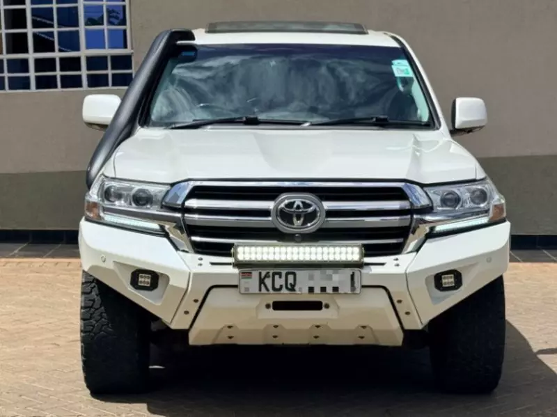 Toyota Landcruiser ZX   - 2010