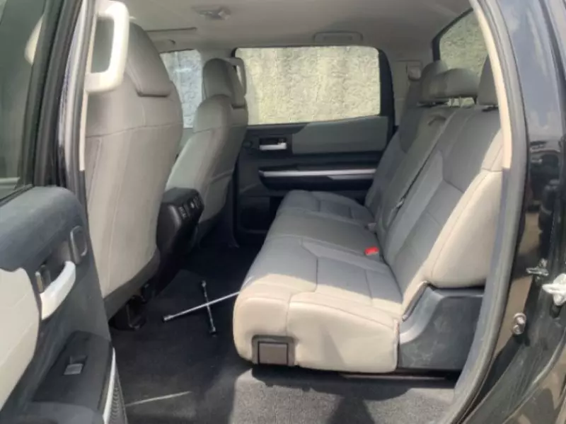 TOYOTA Tundra   - 2015
