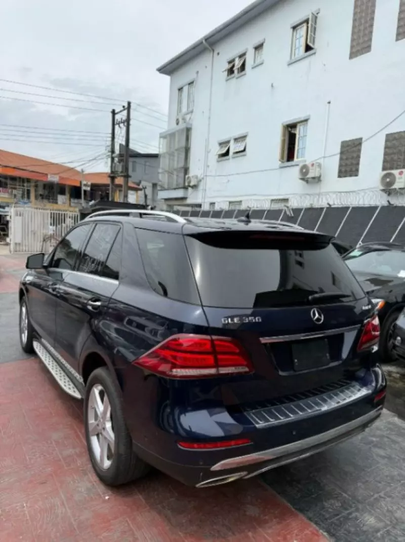Mercedes-Benz GLE-Class   - 2016