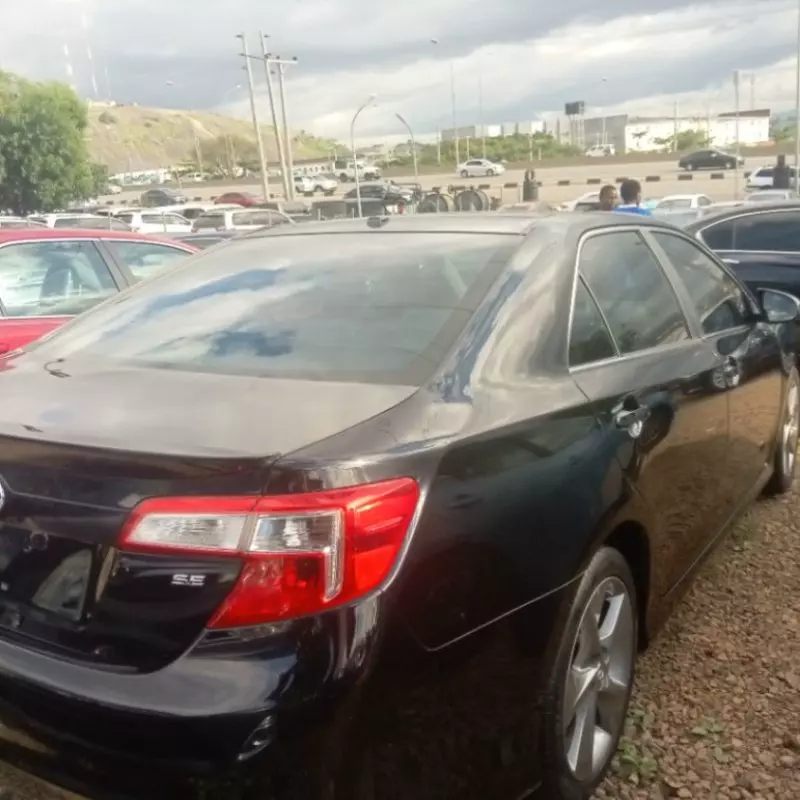TOYOTA Camry   - 2012