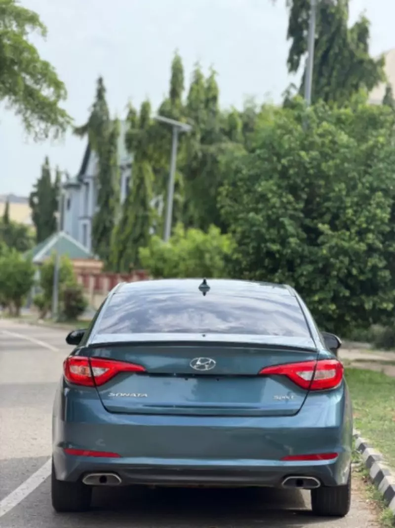 Hyundai Sonata - 2016