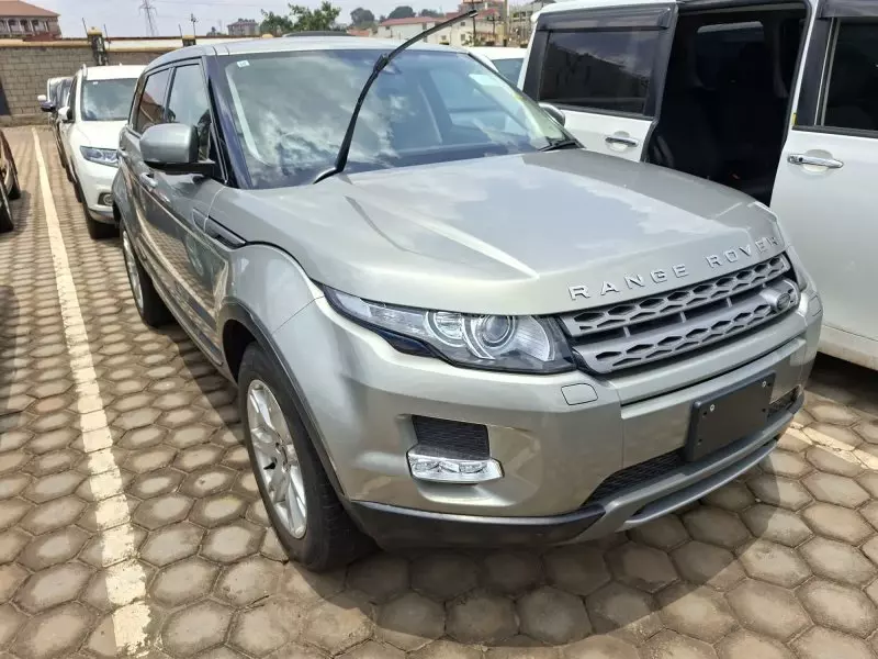 Land Rover Range Rover Evoque   - 2012
