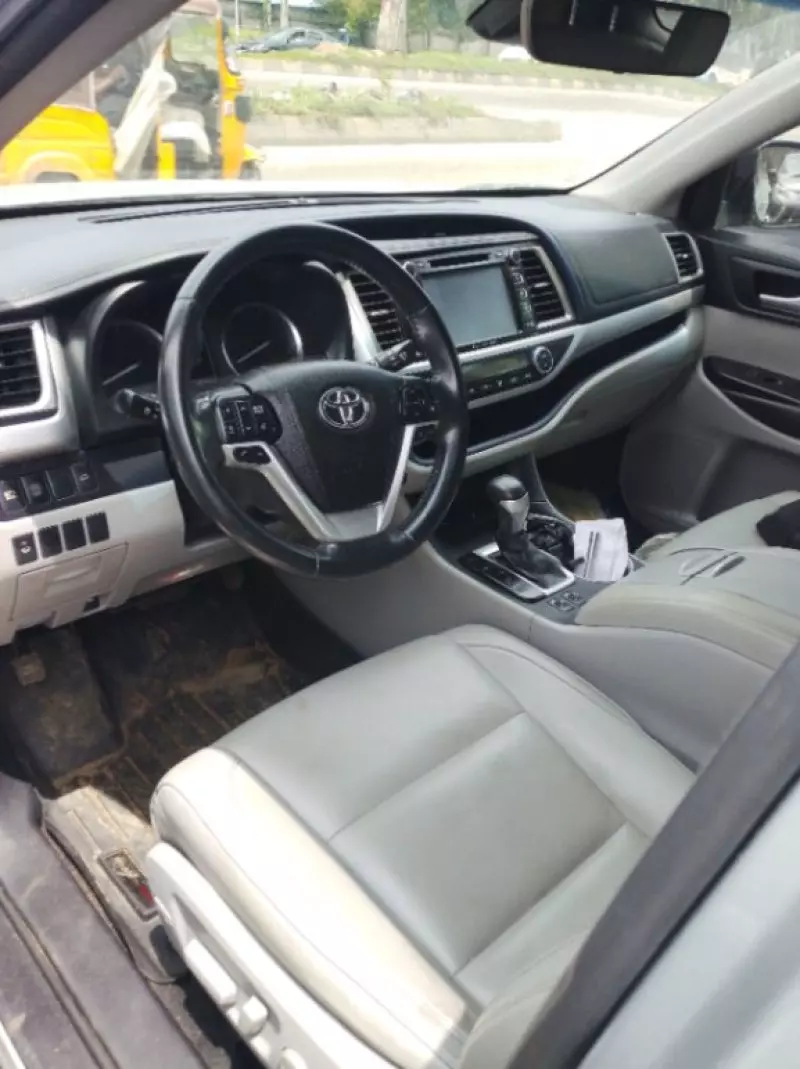 TOYOTA Highlander - 2018