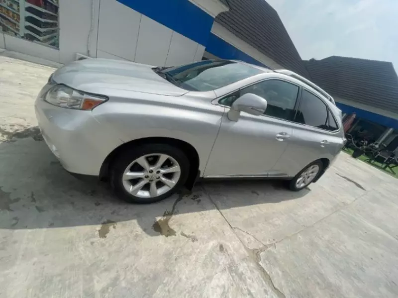 Lexus RX 350 - 2010