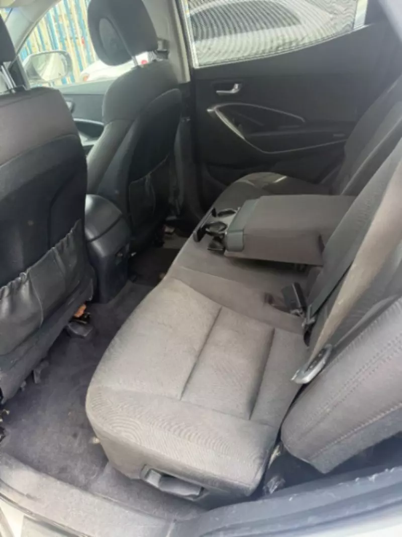 Hyundai Santa Fe - 2013